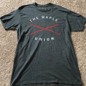 BASEBALL GRAPHIC TEE “THE MAPLE UNION” XL